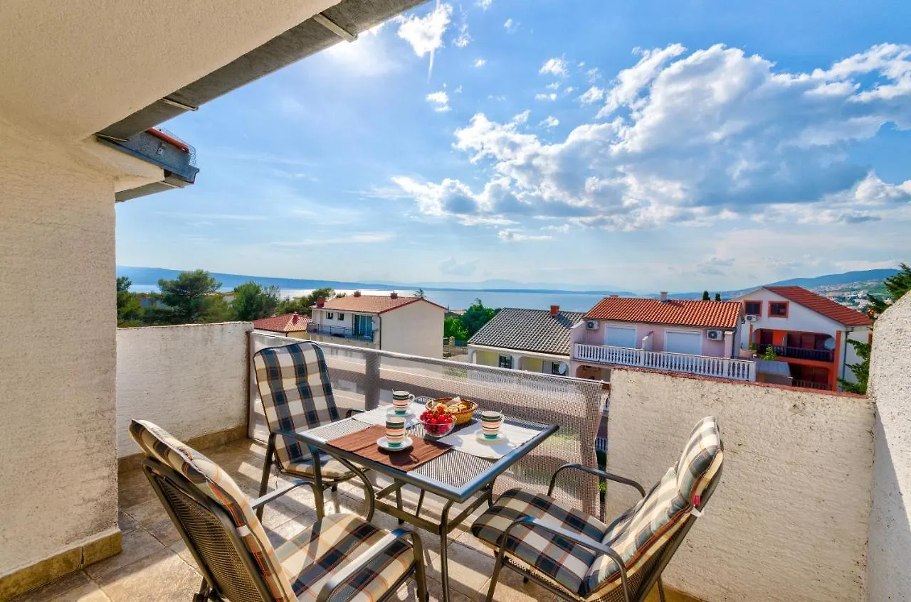 Apartmani Suncica Selce 0*,  Croatia
