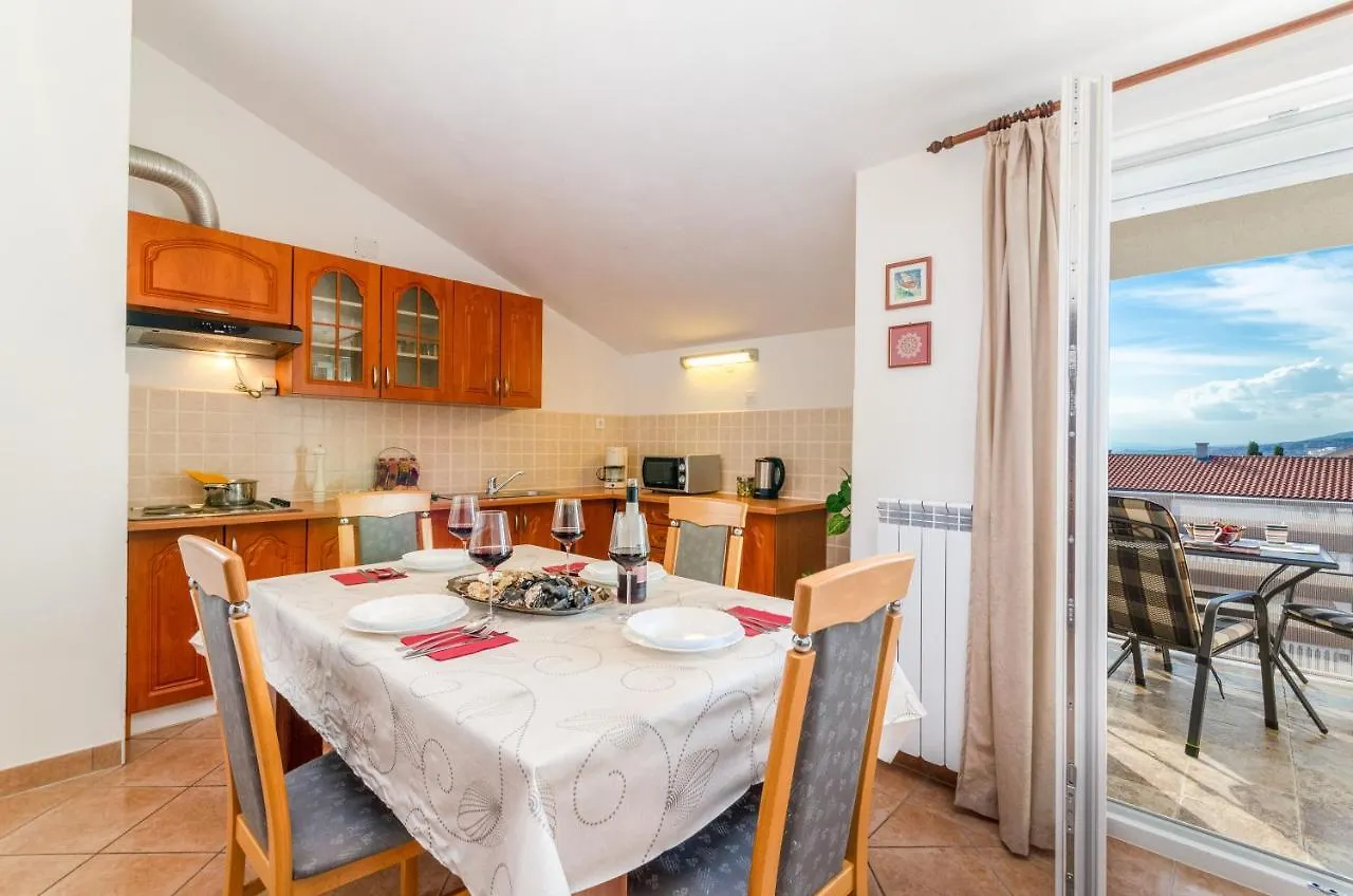 Apartment Apartmani Suncica Selce