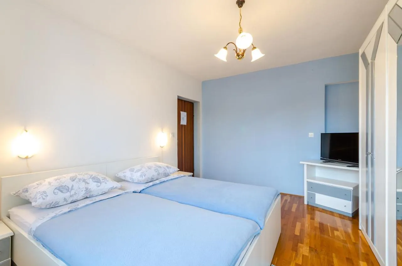 Apartment Apartmani Suncica Selce