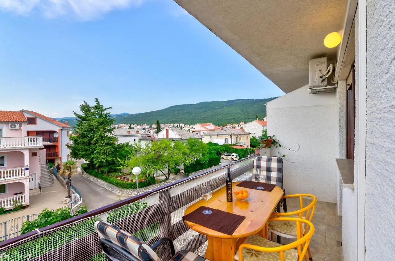 Apartmani Suncica Selce 0*,  Croatia